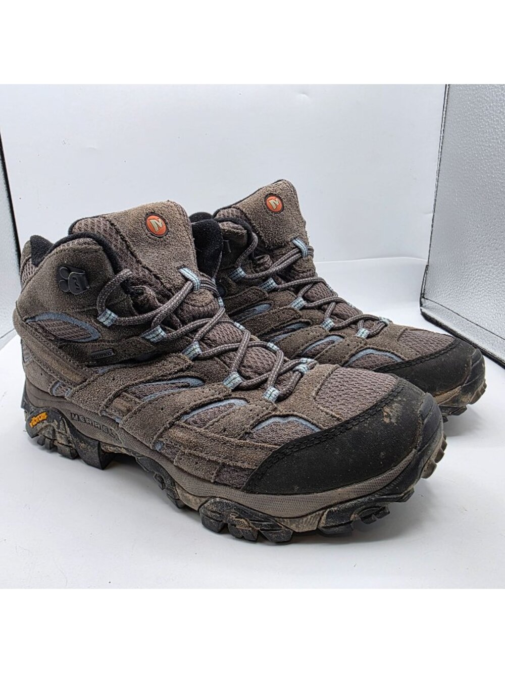 Merrell Moab 2 Mid Womens Size 11 Gray Hiking Shoes Camping Outdoors Vibram